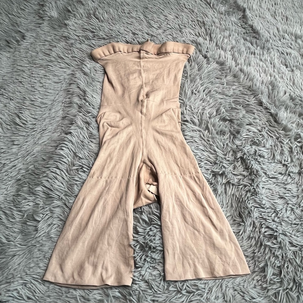 Spanx Shapewear Womens Size C Higher Power Shaper Shorts Double Gusset Tan Nude